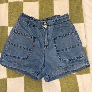Paperbag jean shorts!